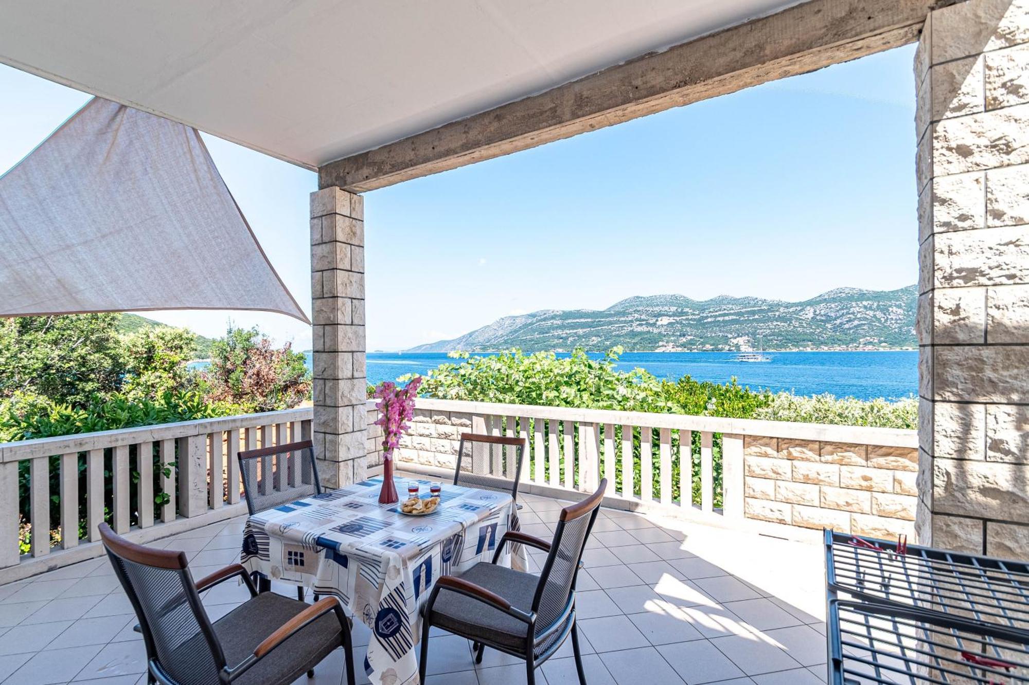 Apartments By The Sea Tri Zala, Korcula - 9237 Zrnovo Luaran gambar