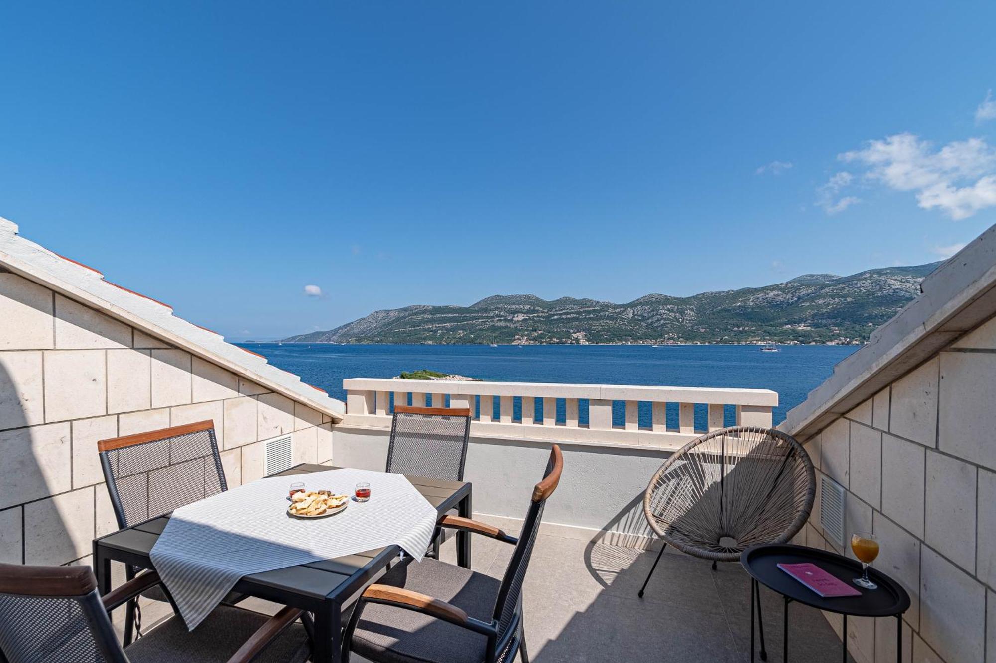 Apartments By The Sea Tri Zala, Korcula - 9237 Zrnovo Luaran gambar